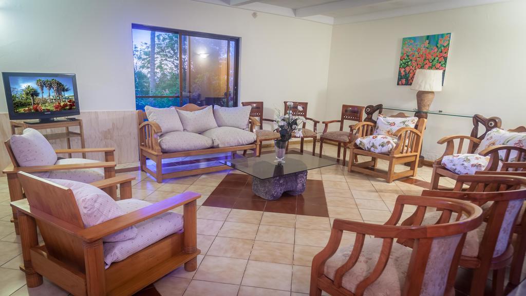 Hotel O'Tai Hanga Roa Esterno foto
